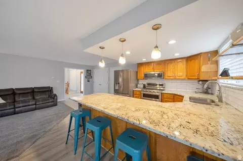 Kitchen - 1806 E 9800 S, Sandy, UT 84092 photo 4 of 5