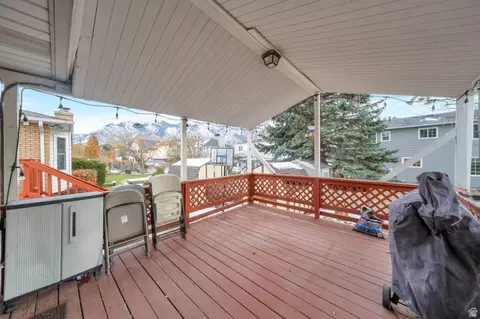 Exterior - 1806 E 9800 S, Sandy, UT 84092 photo 2 of 2