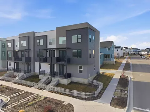 6148 W South Jordan Pkwy, South Jordan, UT 84009