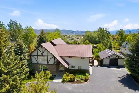 788 N Center St, Midway, UT 84049