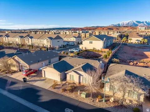 View/Area - 1269 E Pine Valley St, Washington, UT 84780 photo 6 of 14