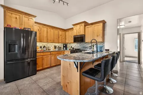 Kitchen - 1269 E Pine Valley St, Washington, UT 84780 photo 1 of 3