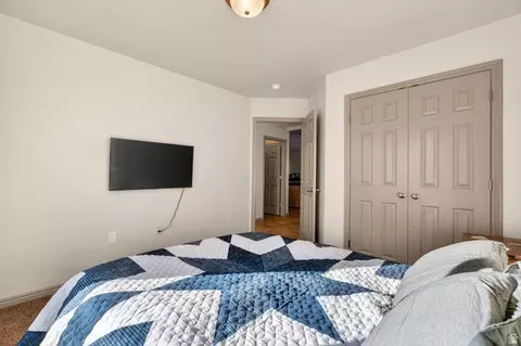 Bedroom - 1269 E Pine Valley St, Washington, UT 84780 photo 4 of 6