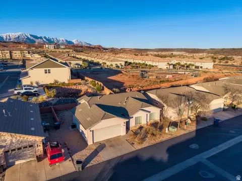 View/Area - 1269 E Pine Valley St, Washington, UT 84780 photo 5 of 14