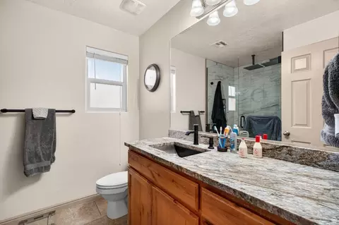 Bath - 1269 E Pine Valley St, Washington, UT 84780 photo 2 of 3