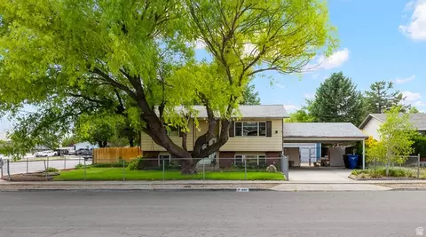 6190 S Country Dr, Taylorsville, UT 84129
