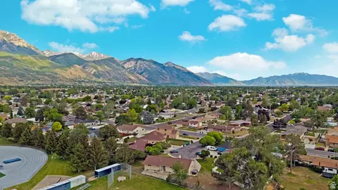 View/Area - 1228 N Gilbert Cir, Orem, UT 84057 photo 5 of 9