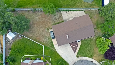 View/Area - 1228 N Gilbert Cir, Orem, UT 84057 photo 4 of 9