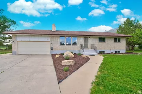 Exterior - 1228 N Gilbert Cir, Orem, UT 84057 photo 4 of 9