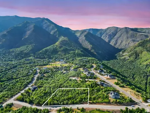 1030 S Bear Hollow Dr #134135, Woodland Hills, UT 84653