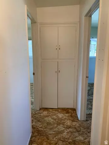 Entry Way - 5135 S 1000 E, Murray, UT 84117 photo 3 of 4