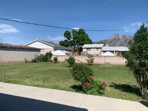 Exterior - 5135 S 1000 E, Murray, UT 84117 photo 2 of 5