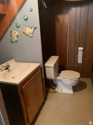 Bath - 5135 S 1000 E, Murray, UT 84117 photo 2 of 2