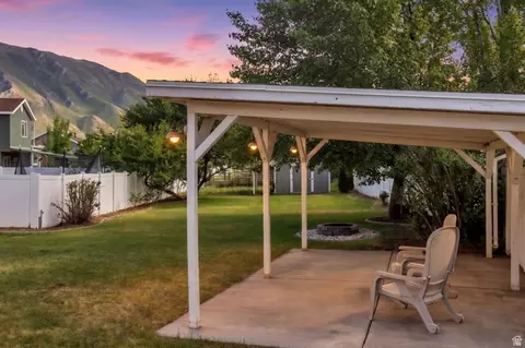 Exterior - 625 W Saddlebrook Dr, Payson, UT 84651 photo 2 of 13