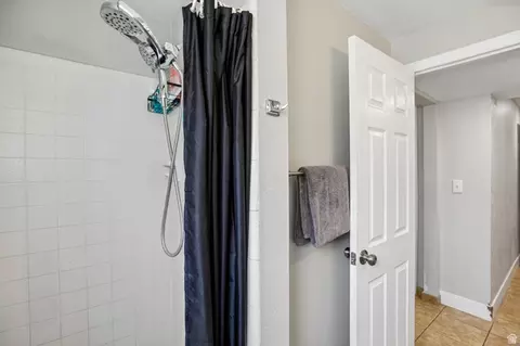 Bath - 4547 S Madison Ave E, Ogden, UT 84403 photo 9 of 9