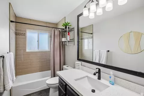 Bath - 4547 S Madison Ave E, Ogden, UT 84403 photo 1 of 9