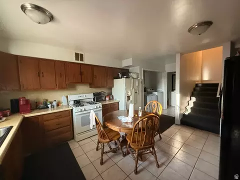 7046 S 700 E, Midvale, UT 84047 photo 47
