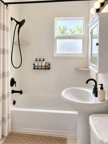 Bath - 889 W 3600 S, Bountiful, UT 84010 photo 2 of 3