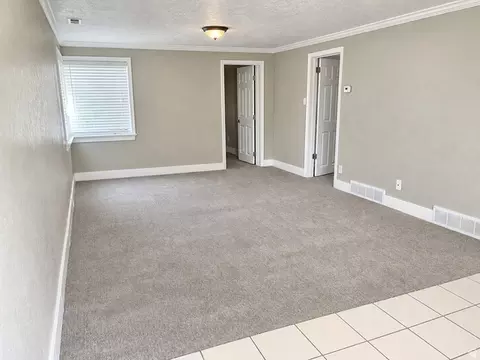 Living - 889 W 3600 S, Bountiful, UT 84010 photo 4 of 4