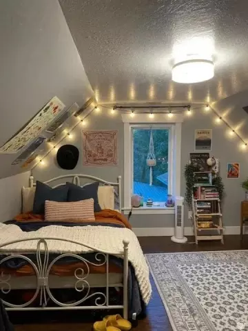 Bedroom - 684 E 400 N, Logan, UT 84321 photo 1 of 2