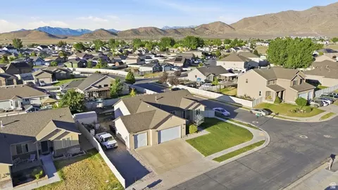 View/Area - 1101 E Searle Ln N, Eagle Mountain, UT 84005 photo 1 of 7