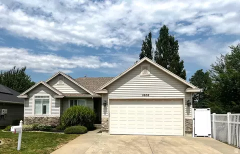 1606 W Seneca Dr N, Roy, UT 84067