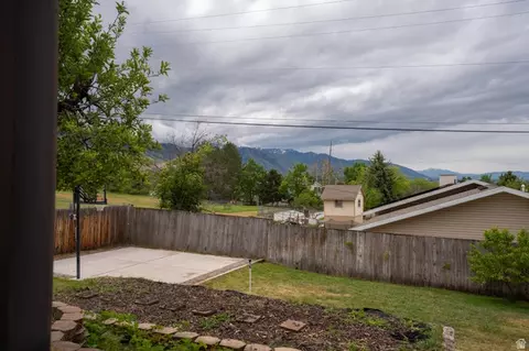 Exterior - 480 E 100 N, Smithfield, UT 84335 photo 7 of 15