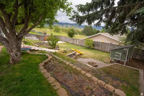 Exterior - 480 E 100 N, Smithfield, UT 84335 photo 5 of 15