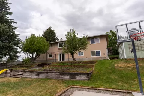 Exterior - 480 E 100 N, Smithfield, UT 84335 photo 9 of 15