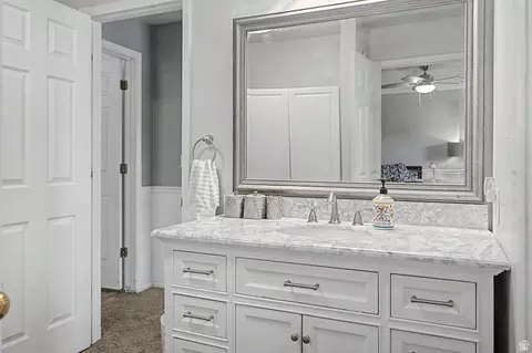 Bath - 360 S 300 E, Ephraim, UT 84627 photo 2 of 7