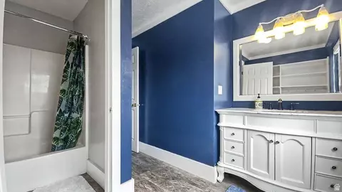 Bath - 360 S 300 E, Ephraim, UT 84627 photo 4 of 7