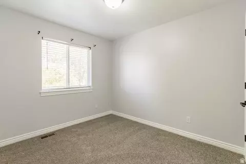 Bedroom - 233 E 500 N, Roosevelt, UT 84066 photo 4 of 4
