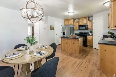 Dining - 233 E 500 N, Roosevelt, UT 84066 photo 2 of 2