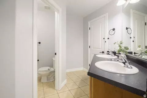Bath - 233 E 500 N, Roosevelt, UT 84066 photo 2 of 3