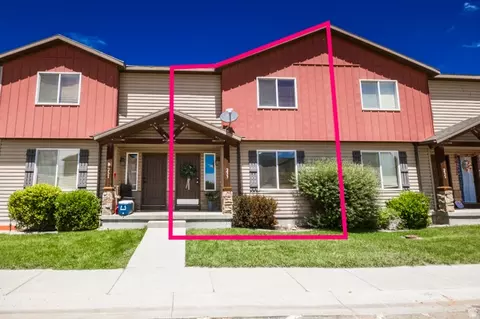 Exterior - 233 E 500 N, Roosevelt, UT 84066 photo 2 of 6