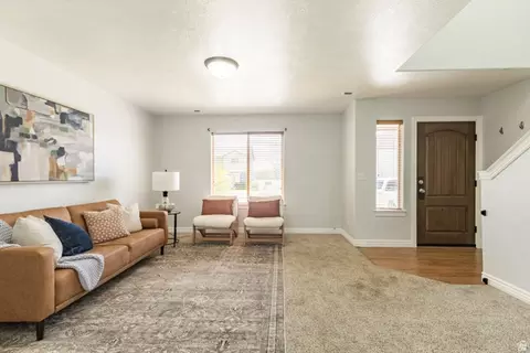 Entry Way - 233 E 500 N, Roosevelt, UT 84066 photo 1 of 1