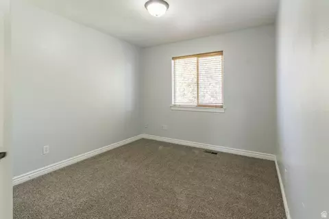 Bedroom - 233 E 500 N, Roosevelt, UT 84066 photo 3 of 4