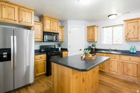 Kitchen - 233 E 500 N, Roosevelt, UT 84066 photo 3 of 3