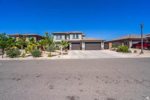 411 N Sage Crest Dr, Washington, UT 84780