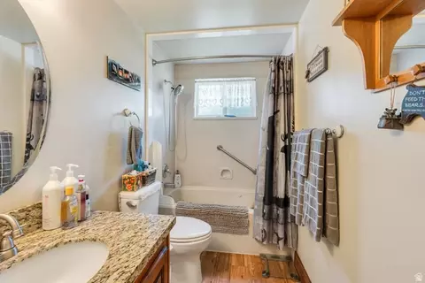 Bath - 178 S 200 E, Orem, UT 84058 photo 1 of 3