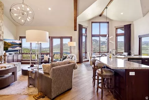 11080 N Lariat Ct, Hideout, UT 84036