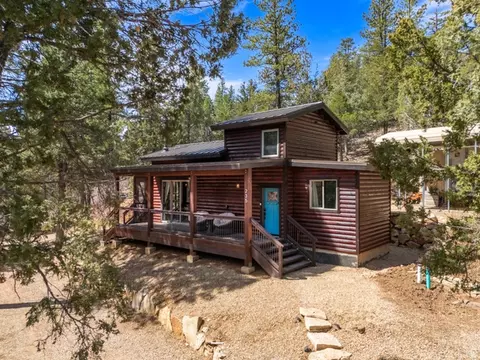 235 S Lewis Ln, Orderville, UT 84758