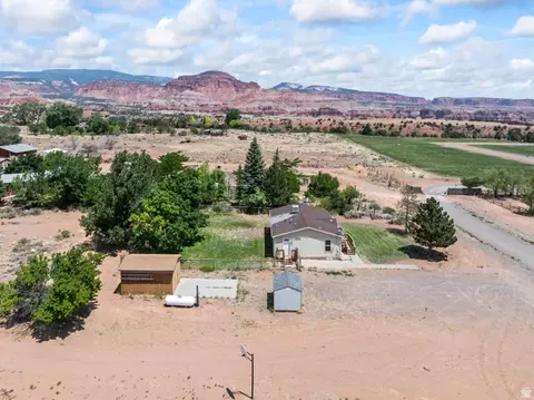 View/Area - 275 N 100 E, Torrey, UT 84775 photo 2 of 4