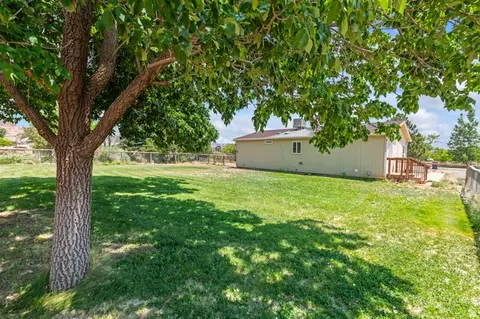 Exterior - 275 N 100 E, Torrey, UT 84775 photo 3 of 5