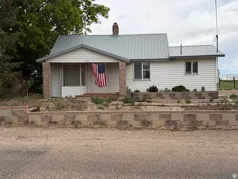 1043 E 4000 S, Vernal, UT 84078