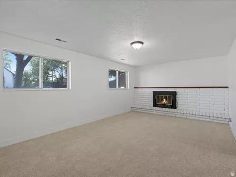 Living - 466 W 1640 S, Orem, UT 84058 photo 3 of 3