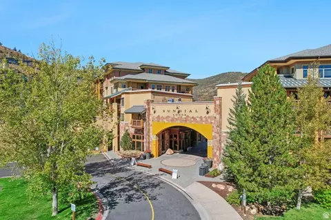 3720 N Sundial Ct #B201, Park City, UT 84098