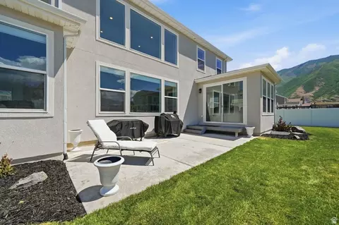 Exterior - 1165 W Union Bench Dr, Mapleton, UT 84664 photo 8 of 11