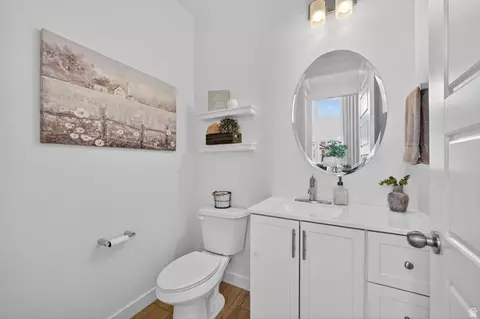 Bath - 1165 W Union Bench Dr, Mapleton, UT 84664 photo 1 of 7