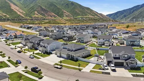 View/Area - 1165 W Union Bench Dr, Mapleton, UT 84664 photo 2 of 5